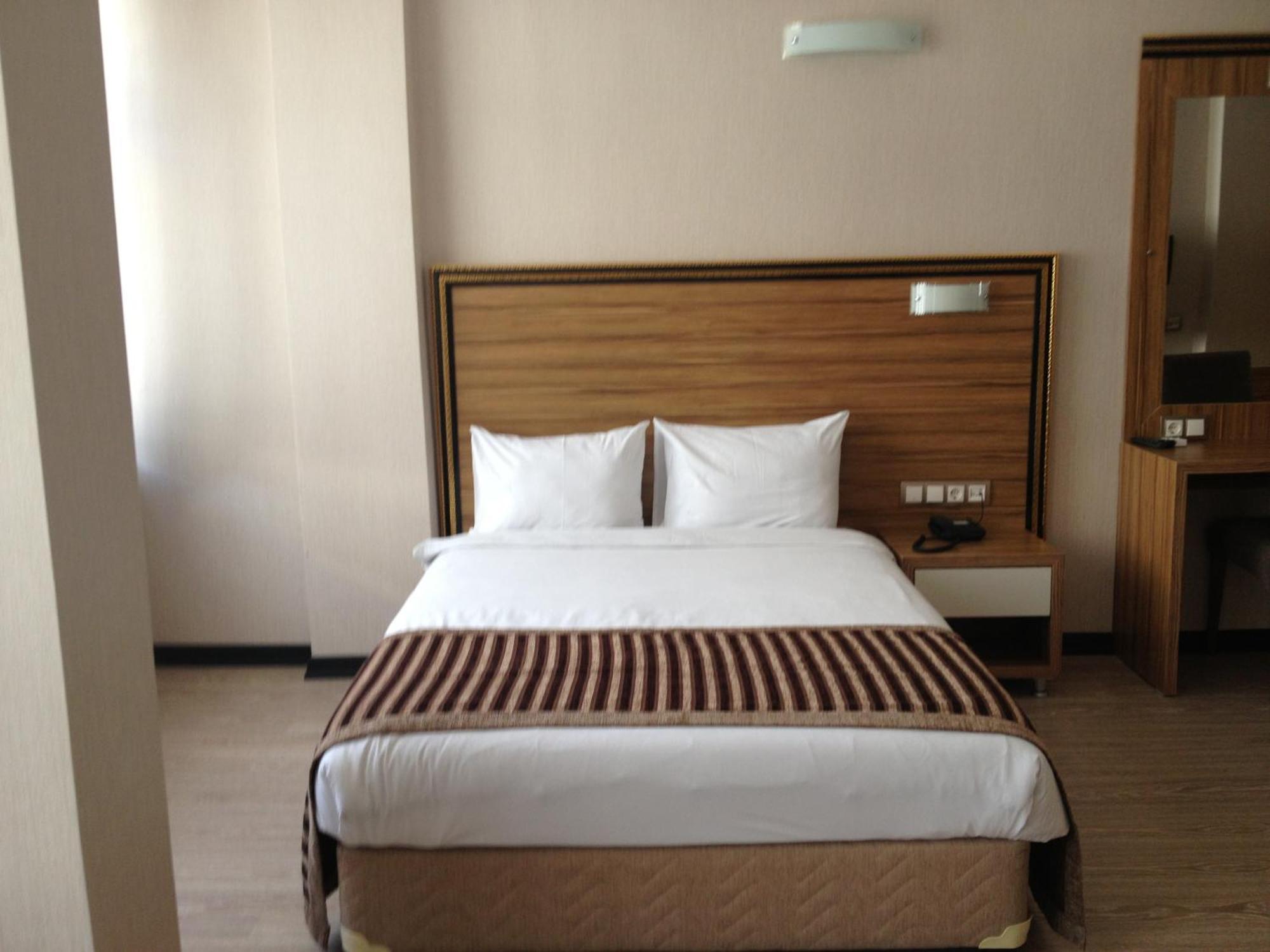 Buyuk Hotel Кайсери Экстерьер фото