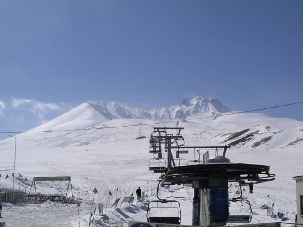 Buyuk Hotel Кайсери Экстерьер фото